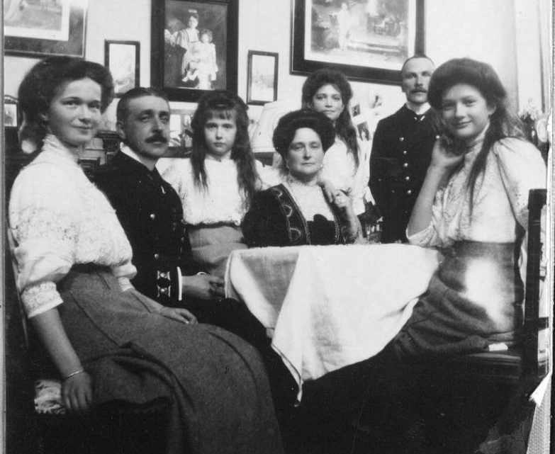 Редкие фото с изображением царского семейства Романовых Редкие фото с изображением царского семейства Романовых